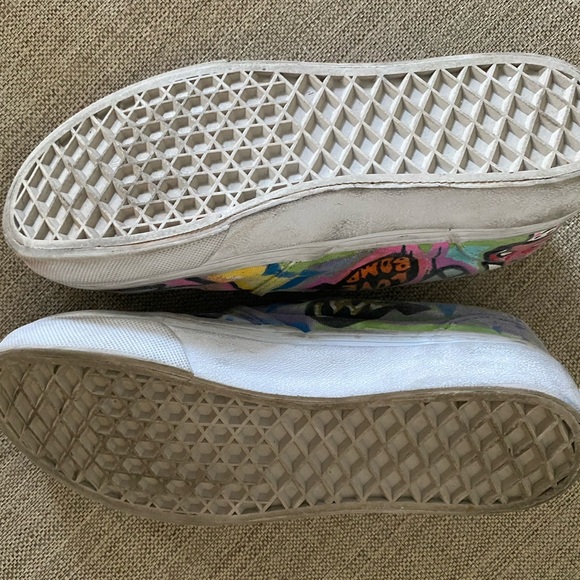 Custom art hand painted Vans unicorn monkey crown 🦄🐒💗👑 Girl or Boy - Picture 5 of 5